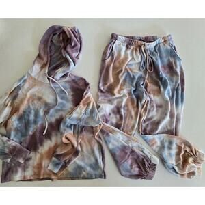 Final Touch Sweat suits Set size S

N209